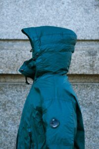 salah satu model dari windbreaker jacket