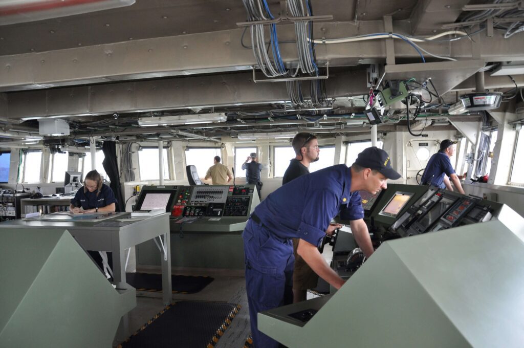 pelaut indonesia bekerja kehidupan di kapal pesiar